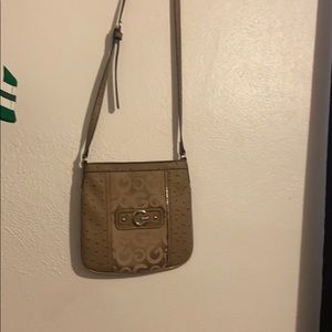 guess crossbody bag
